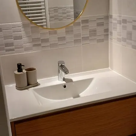 Neuf Et Cosy A 1 Min Des Thermes شقة
