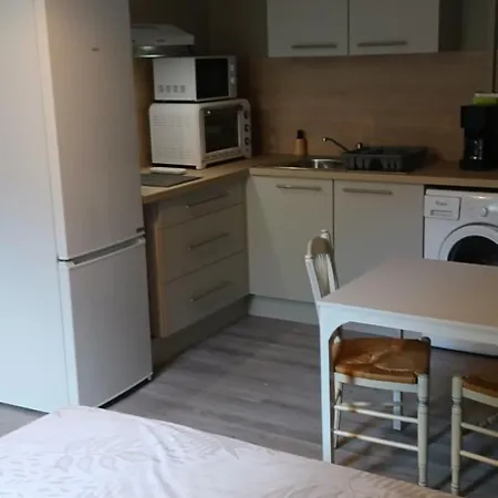 Neuf Et Cosy A 1 Min Des Thermes Apartment
